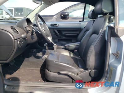 Zdjęcie 7 z 12 samochodu: 2009 VOLKSWAGEN NEW BEETLE S VIN:3VWRF31Y79M403881 - miniatura