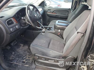 Zdjęcie 7 z 15 samochodu: 2009 CHEVROLET SUBURBAN K1500 LT VIN:1GNFK26319R226369 - miniatura
