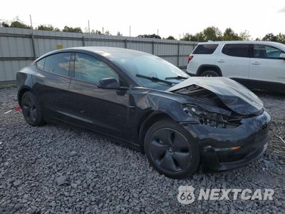Czwarte zdjęcie samochodu z boku: 2019 TESLA MODEL 3 VIN:5YJ3E1EA7KF407212 - miniatura