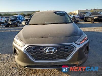 Piąte zdjęcie samochodu w środku: 2022 HYUNDAI IONIQ BLUE VIN:KMHC65LC9NU267180 - miniatura