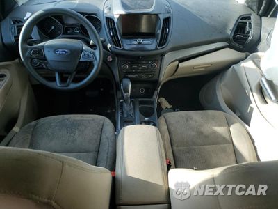 Zdjęcie 8 z 15 samochodu: 2019 FORD ESCAPE SE VIN:1FMCU0GD2KUB13126 - miniatura