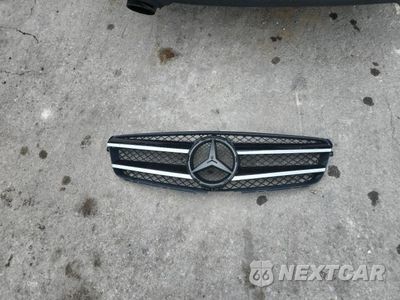 Zdjęcie 12 z 13 samochodu: 2012 MERCEDES-BENZ C 250 VIN:WDDGJ4HB9CF776210 - miniatura
