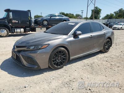 2021 TOYOTA CAMRY SE 4T1G11AK9MU538014 - główne zdjęcie licytacji z USA - miniatura