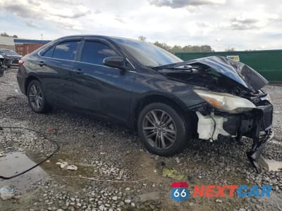 Czwarte zdjęcie samochodu z boku: 2017 TOYOTA CAMRY SE VIN:4T1BF1FKXHU677983 - miniatura