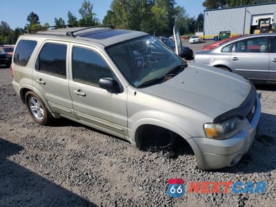 Czwarte zdjęcie samochodu z boku: 2005 FORD ESCAPE LIMITED VIN:1FMYU94125KA63591 - miniatura