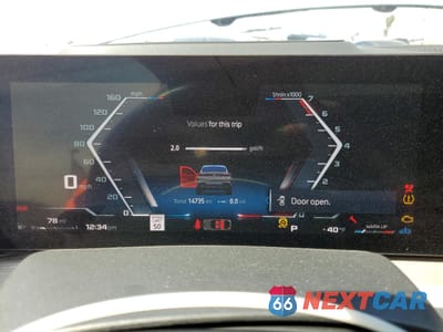 Zdjęcie 9 z 17 samochodu: 2025 BMW X6 M60I VIN:5UX43EX09S9W39616 - miniatura