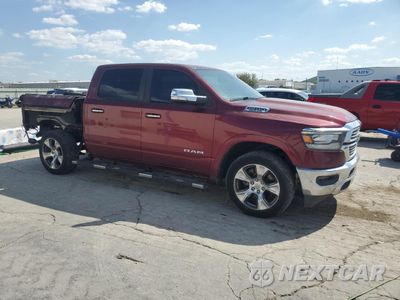 Czwarte zdjęcie samochodu z boku: 2020 RAM 1500 LARAMIE VIN:1C6SRFJT7LN149174 - miniatura
