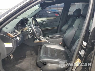 Zdjęcie 7 z 14 samochodu: 2010 MERCEDES-BENZ E 63 AMG VIN:WDDHF7HB9AA154420 - miniatura