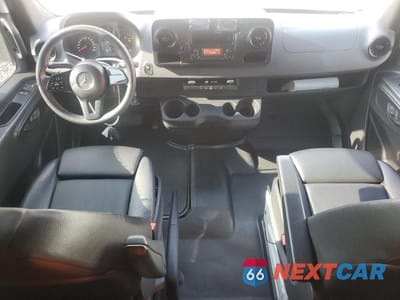 Zdjęcie 8 z 13 samochodu: 2020 MERCEDES-BENZ SPRINTER 2500 VIN:W1Y4EDHY9LT037311 - miniatura
