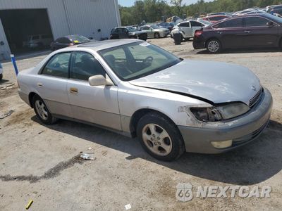 Czwarte zdjęcie samochodu z boku: 1997 LEXUS ES 300 VIN:JT8BF22G9V5000004 - miniatura
