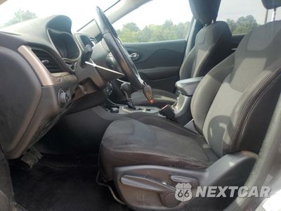 Zdjęcie 7 z 16 samochodu: 2015 JEEP CHEROKEE LATITUDE VIN:1C4PJMCS2FW571592 - miniatura