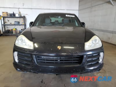 Piąte zdjęcie samochodu w środku: 2010 PORSCHE CAYENNE S VIN:WP1AB2AP1ALA51219 - miniatura