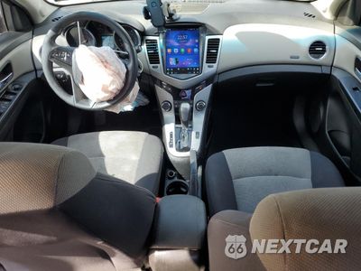 Zdjęcie 8 z 14 samochodu: 2013 CHEVROLET VOLT VIN:1G1RH6E41DU127006 - miniatura