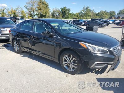 Czwarte zdjęcie samochodu z boku: 2017 HYUNDAI SONATA SE VIN:5NPE24AF5HH536645 - miniatura