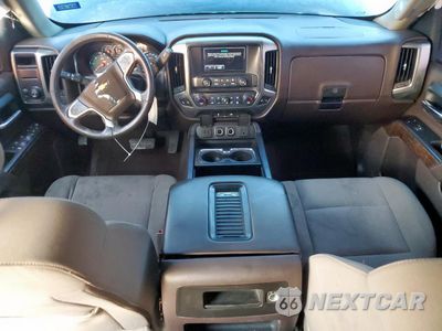 Zdjęcie 8 z 14 samochodu: 2018 CHEVROLET SILVERADO C1500 LT VIN:3GCPCREC1JG463324 - miniatura