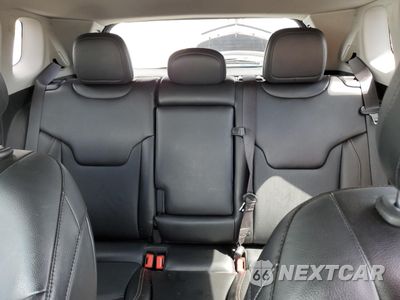 Zdjęcie 10 z 14 samochodu: 2022 JEEP COMPASS LATITUDE LUX VIN:3C4NJDFB4NT134037 - miniatura