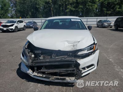 Piąte zdjęcie samochodu w środku: 2015 VOLKSWAGEN JETTA SE VIN:3VWD17AJ2FM317490 - miniatura