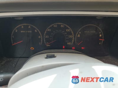 Zdjęcie 9 z 13 samochodu: 2005 LINCOLN NAVIGATOR VIN:5LMFU27525LJ20800 - miniatura