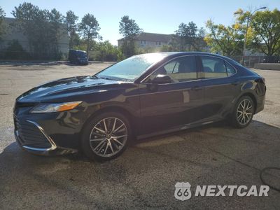 2024 TOYOTA CAMRY XLE 4T1F31AK8RU625237 - główne zdjęcie licytacji z USA - miniatura