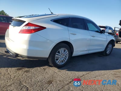 Trzecie zdjęcie samochodu z tyłu: 2012 HONDA CROSSTOUR EX VIN:5J6TF3H3XCL006820 - miniatura