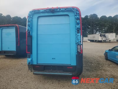 Zdjęcie 6 z 14 samochodu: 2024 RIVIAN EDV 700 VIN:7FCEHEB27RN018984 - miniatura