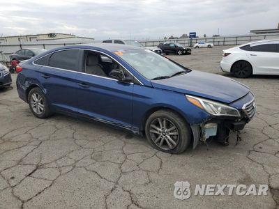 Czwarte zdjęcie samochodu z boku: 2015 HYUNDAI SONATA SE VIN:5NPE24AF0FH218705 - miniatura