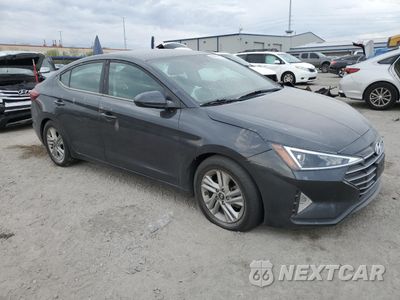 Czwarte zdjęcie samochodu z boku: 2020 HYUNDAI ELANTRA SEL VIN:5NPD84LF6LH576653 - miniatura