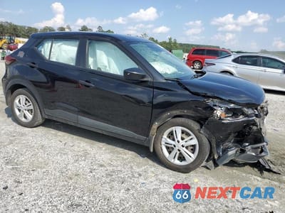 Czwarte zdjęcie samochodu z boku: 2021 NISSAN KICKS S VIN:3N1CP5BV7ML484551 - miniatura