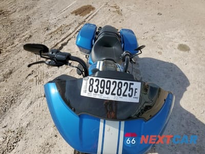 Piąte zdjęcie samochodu w środku: 2023 HARLEY-DAVIDSON FLTRXST VIN:1HD1ACL14PB654777 - miniatura