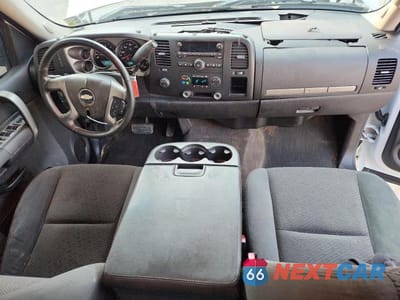 Zdjęcie 8 z 12 samochodu: 2007 CHEVROLET SILVERADO K1500 VIN:2GCEK19J771629660 - miniatura