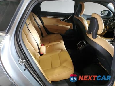 Zdjęcie 10 z 12 samochodu: 2018 VOLVO S90 T5 MOMENTUM VIN:LVY982MK2JP006231 - miniatura