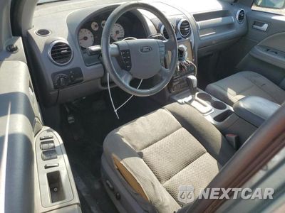 Zdjęcie 8 z 13 samochodu: 2006 FORD FREESTYLE SEL VIN:1FMZK02166GA10065 - miniatura