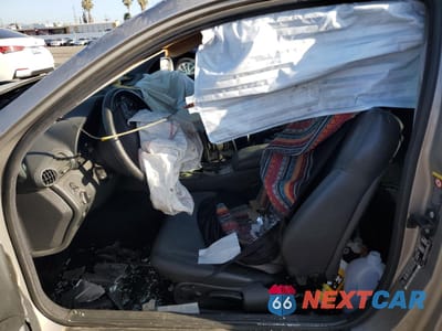 Zdjęcie 7 z 13 samochodu: 2003 MERCEDES-BENZ C 230K SPORT COUPE VIN:WDBRN40J93A473305 - miniatura