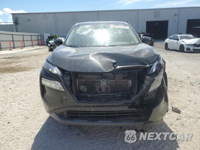 Piąte zdjęcie samochodu w środku: 2023 NISSAN ROGUE SV VIN:JN8BT3BA4PW424588 - miniatura