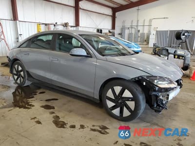Czwarte zdjęcie samochodu z boku: 2024 HYUNDAI IONIQ 6 SE VIN:KMHM24AA4RA070453 - miniatura