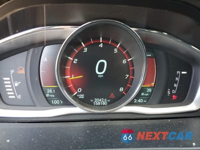 Zdjęcie 9 z 15 samochodu: 2015 VOLVO V60 PREMIER+ VIN:YV140MEC2F1203836 - miniatura