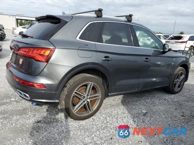 Trzecie zdjęcie samochodu z tyłu: 2018 AUDI SQ5 PREMIUM PLUS VIN:WA1A4AFY7J2009628 - miniatura