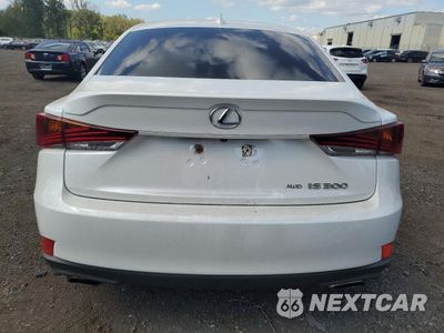 Zdjęcie 6 z 16 samochodu: 2017 LEXUS IS 300 VIN:JTHCM1D29H5022675 - miniatura