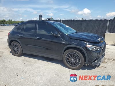 Czwarte zdjęcie samochodu z boku: 2023 MERCEDES-BENZ GLA 45 AMG VIN:W1N4N5DB7PJ524979 - miniatura