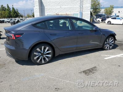 Trzecie zdjęcie samochodu z tyłu: 2025 TESLA MODEL 3 VIN:5YJ3E1EA7SF043230 - miniatura