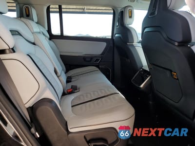 Zdjęcie 11 z 15 samochodu: 2024 RIVIAN R1S ADVENTURE VIN:7PDSGABA4RN030272 - miniatura