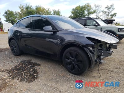 Czwarte zdjęcie samochodu z boku: 2025 TESLA MODEL Y VIN:7SAYGDEE0SA367575 - miniatura