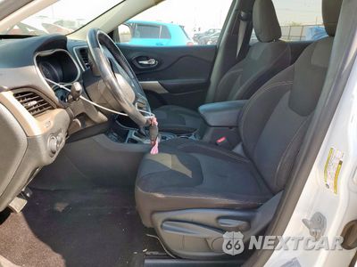 Zdjęcie 7 z 16 samochodu: 2017 JEEP CHEROKEE LATITUDE VIN:1C4PJLCB7HW641567 - miniatura
