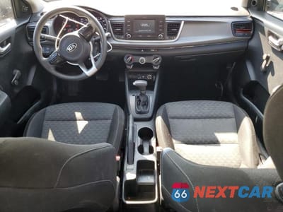 Zdjęcie 8 z 12 samochodu: 2018 KIA RIO VIN:3KPA24AB6JE073534 - miniatura