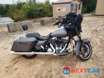 2014 HARLEY-DAVIDSON FLHX STREET GLIDE 1HD1KBM12EB608836 - główne zdjęcie licytacji z USA - miniatura