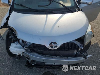 Zdjęcie 11 z 13 samochodu: 2012 TOYOTA SCION XD VIN:JTKKU4B46C1019471 - miniatura