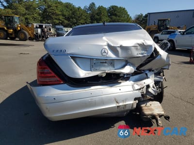 Zdjęcie 6 z 15 samochodu: 2008 MERCEDES-BENZ S 550 4MATIC VIN:WDDNG86XX8A187375 - miniatura