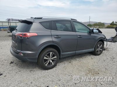 Trzecie zdjęcie samochodu z tyłu: 2018 TOYOTA RAV4 ADVENTURE VIN:2T3RFREV5JW760808 - miniatura