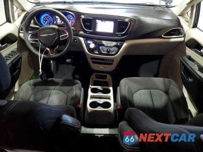 Zdjęcie 8 z 15 samochodu: 2022 CHRYSLER VOYAGER LX VIN:2C4RC1CG1NR104314 - miniatura