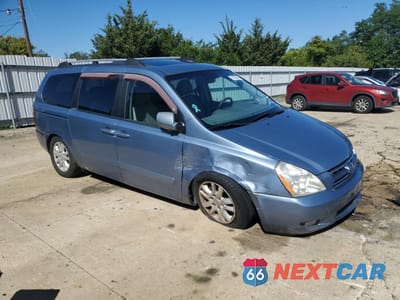 Czwarte zdjęcie samochodu z boku: 2008 KIA SEDONA EX VIN:KNDMB233586264885 - miniatura